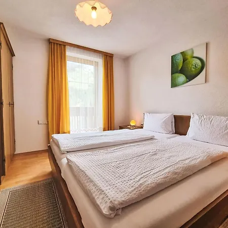 Laura - Kpl627 By Interhome
